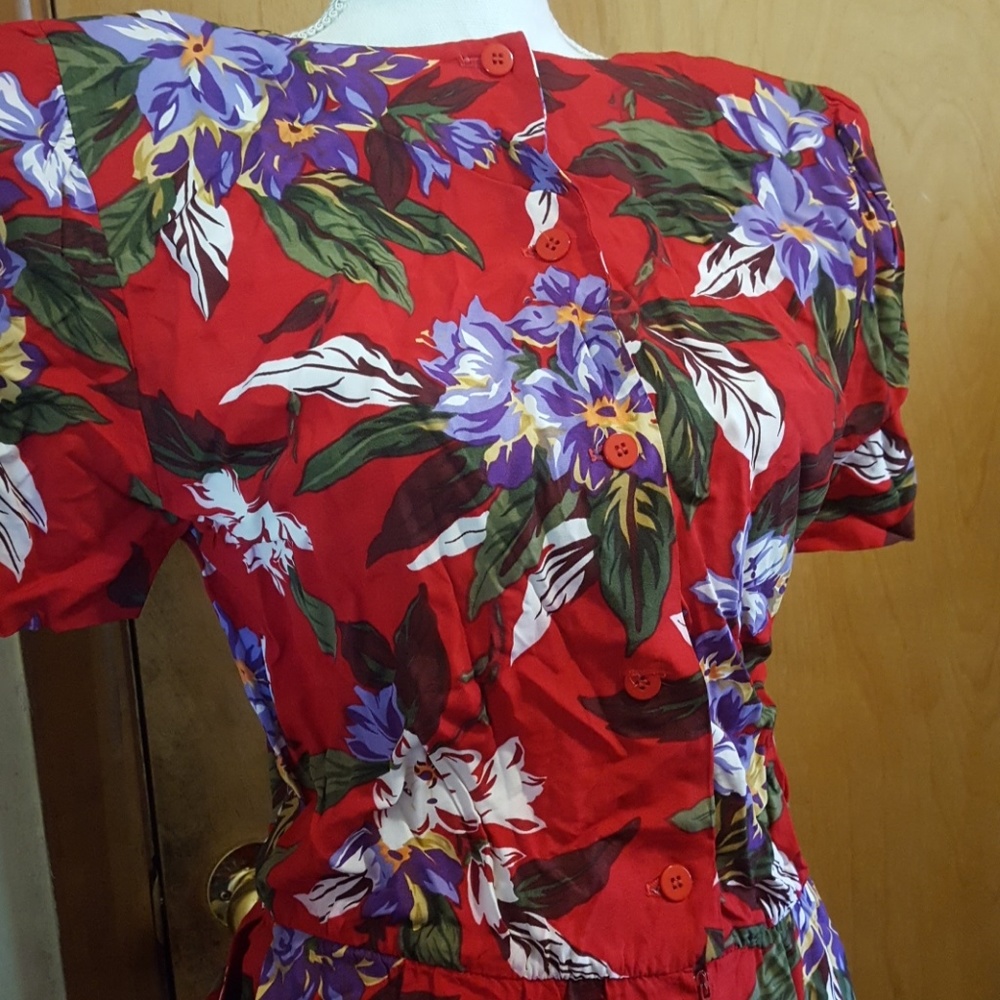 Red Romper - Picture 2 of 4